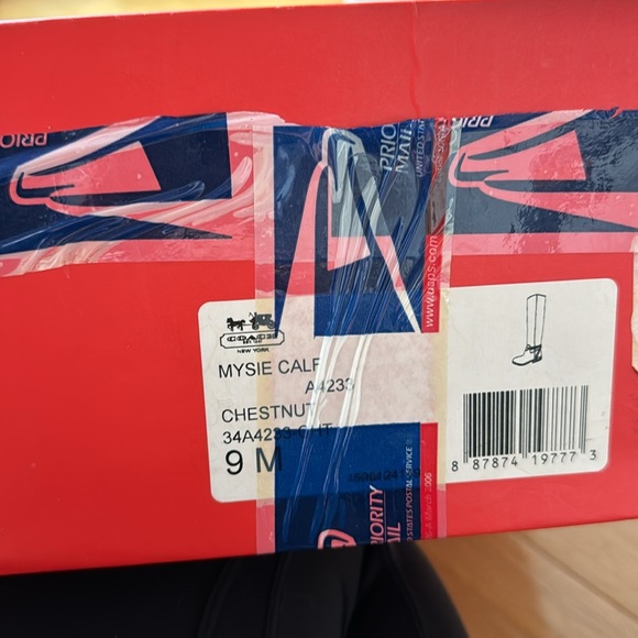 Coach Boots - Picture 9 of 10